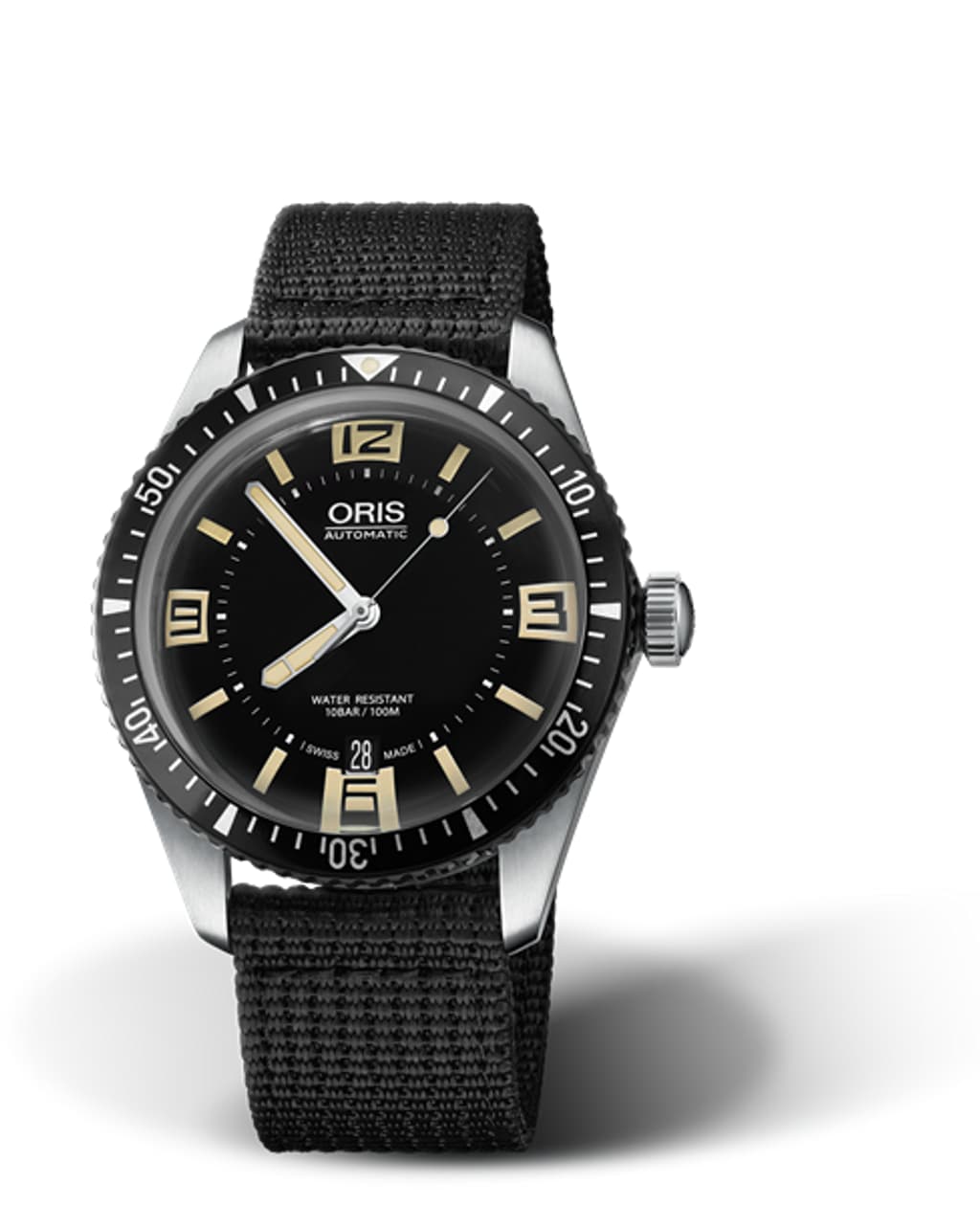 Vertical image of Divers Sixty-Five